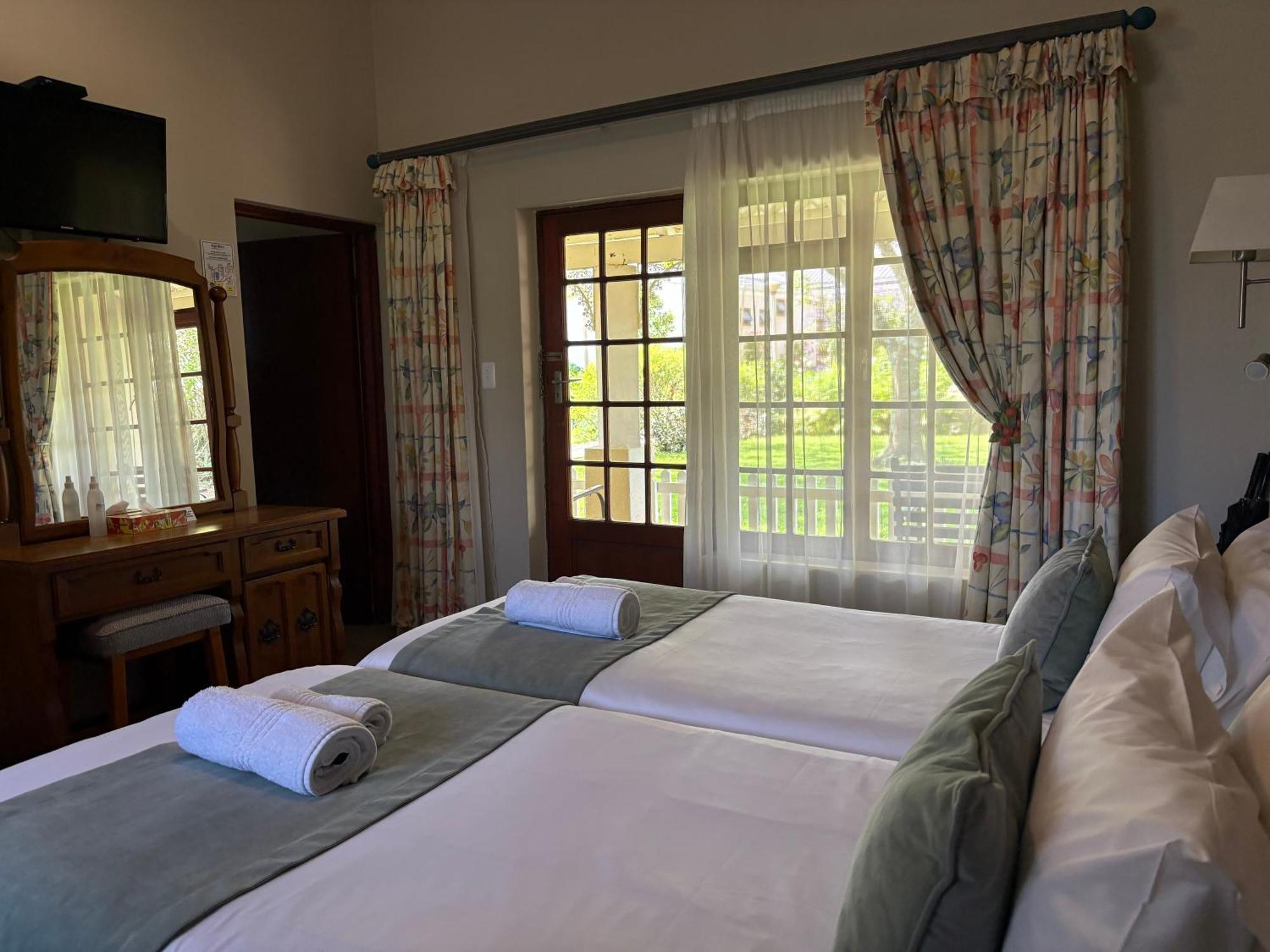 Eight Bells Mountain Inn Ruiterbos Ruang foto